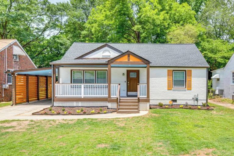 House Lakewood