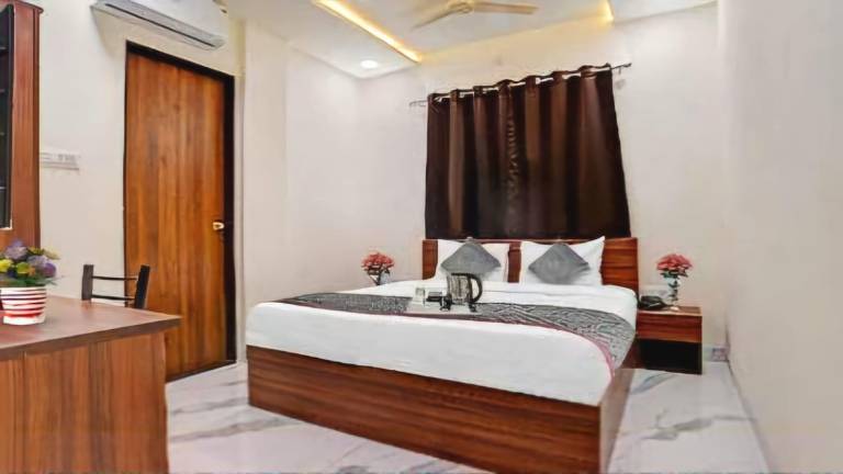 Hotel Golden Glory Scheme No 103
