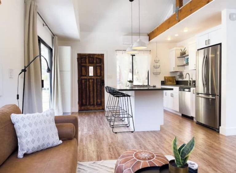 Apartment Hidden Hills