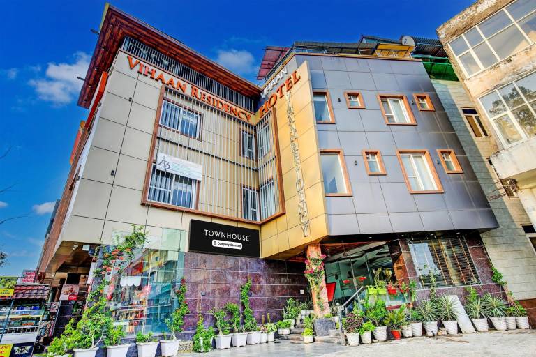 Super Townhouse Eastern View formerly Vihaan Residency