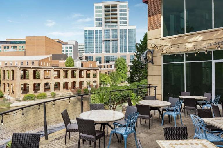 Hampton Inn & Suites Greenville Downtown RiverPlace