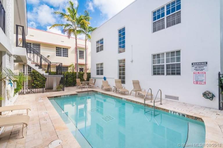 Condo  South Beach