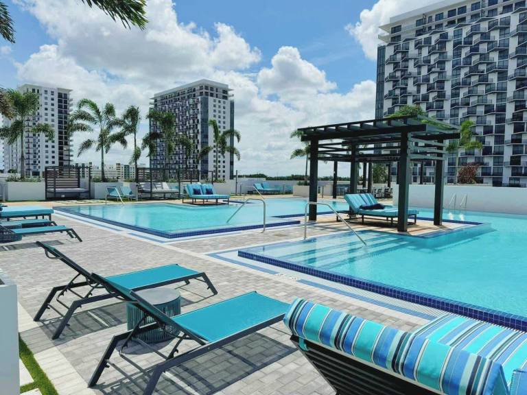 Apartment Doral