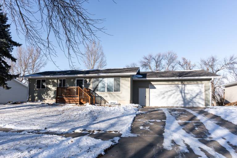 House West Fargo