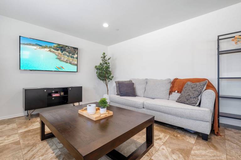 House Victorville