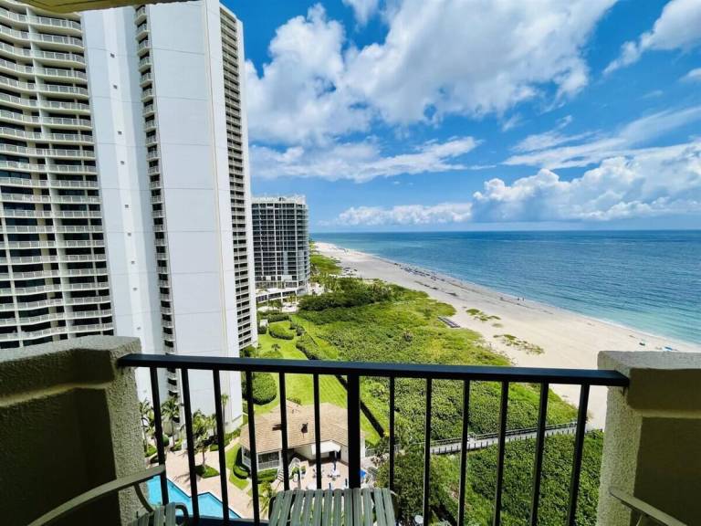 Condo  Singer Island