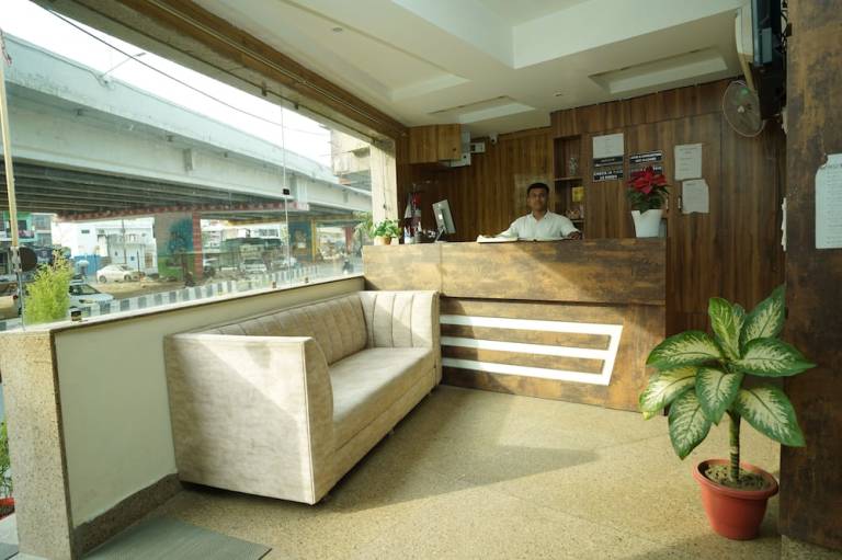 Hotel Divine Aura A Premium Hotel