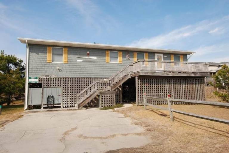 House Nags Head
