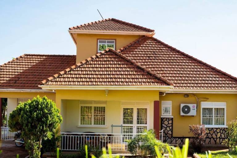 House  Busiro