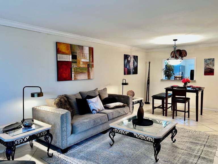 Condo Southgate