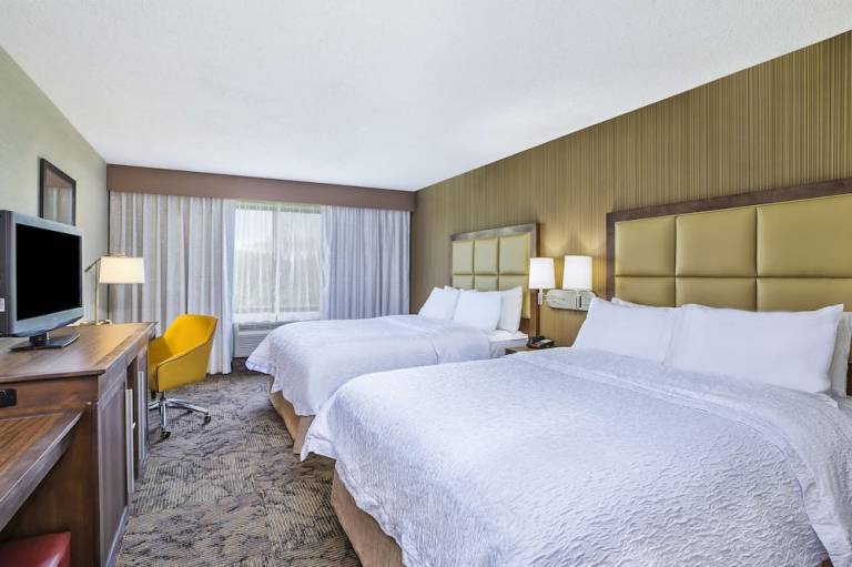 Hampton Inn Hotel Detroit Belleville Airport Area