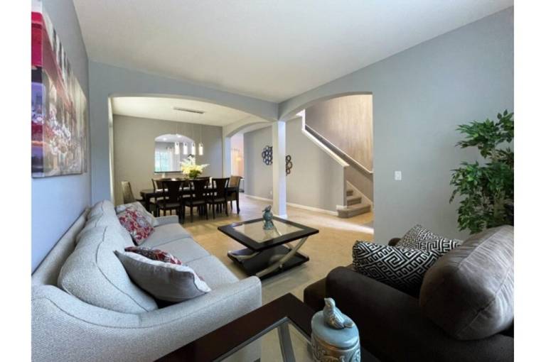 House Central Business District