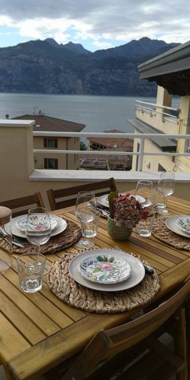 LA TERRAZZA SUL LAGO