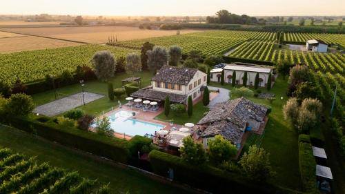 Resort Tenuta La Rotta Rooms & Pool
