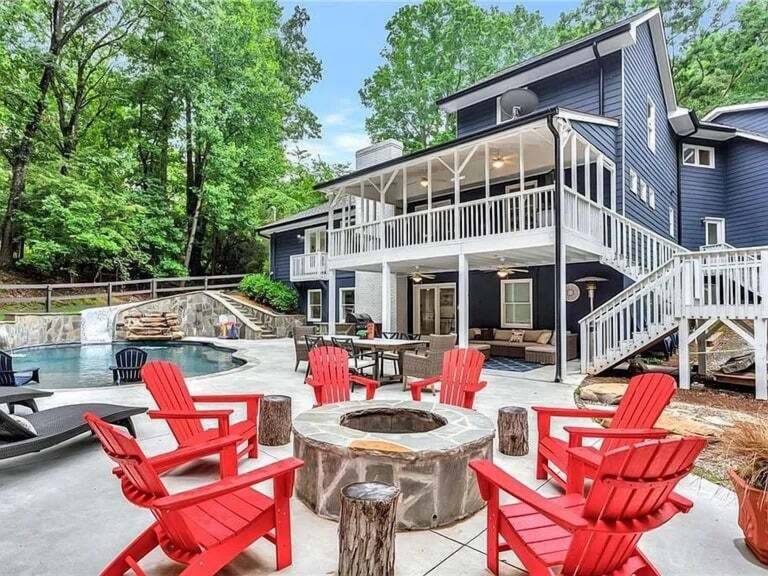 House Flowery Branch
