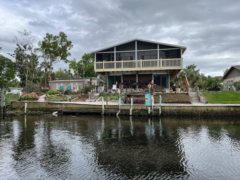 House  Weeki Wachee