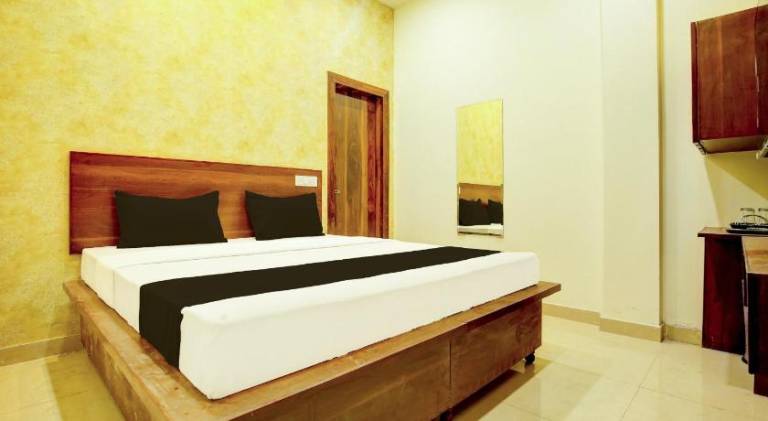 Hotel O Fly High