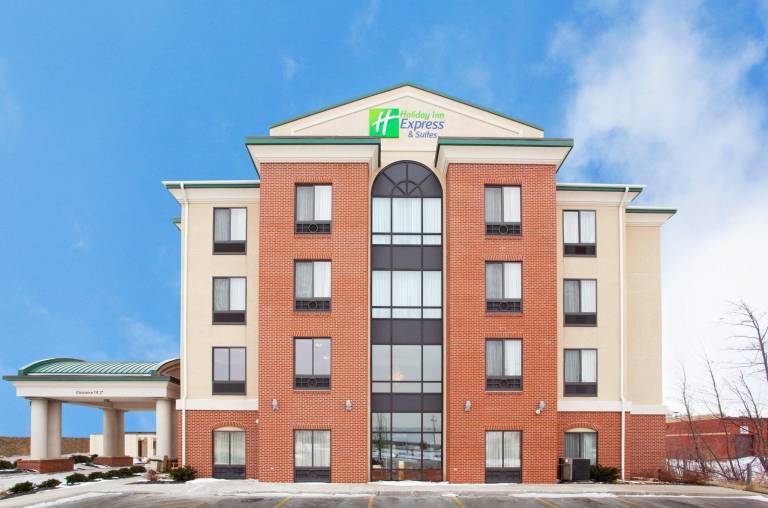 Holiday Inn Express Hotel & Suites Cleveland Richfield By IHG