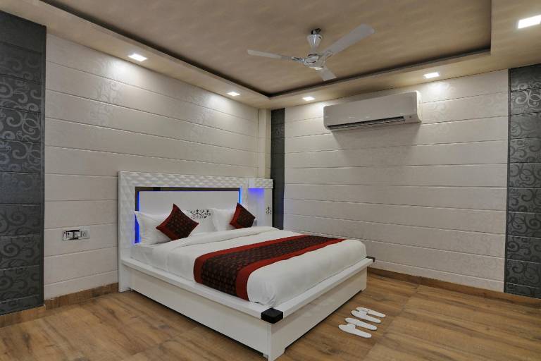 Hotel O Flyover Inn