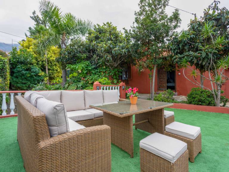 Vacation home with private pool, terrace & barbecue | Nature view - 1