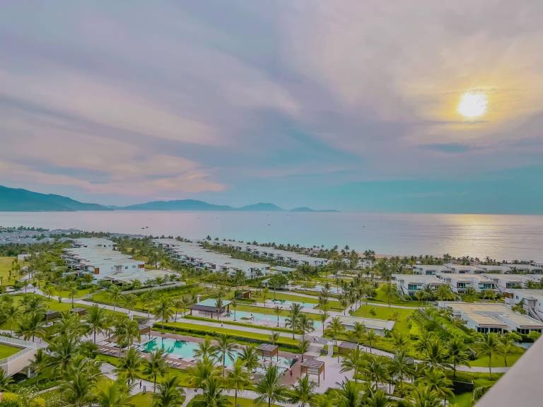 Resort  Cam Hải Đông