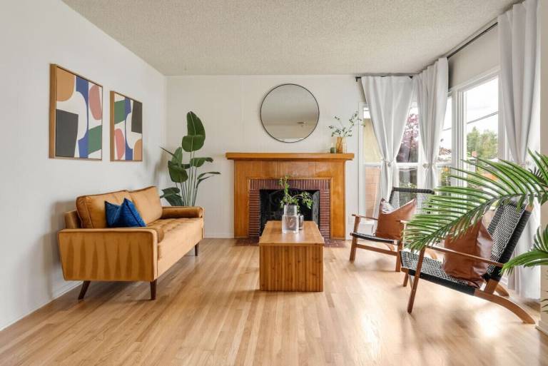 House Cerritos