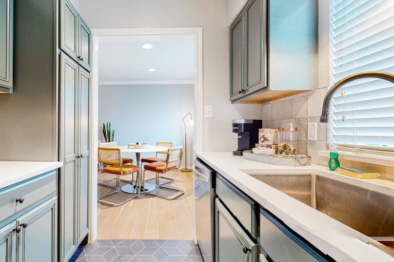 Condo Rosedale