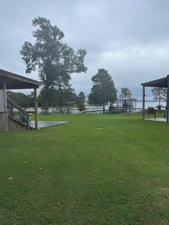 House Lake View