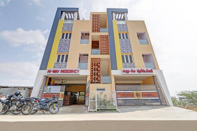 Hotel O Hi Way Residency