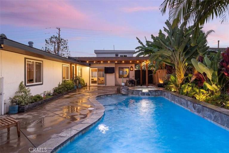 House  Costa Mesa