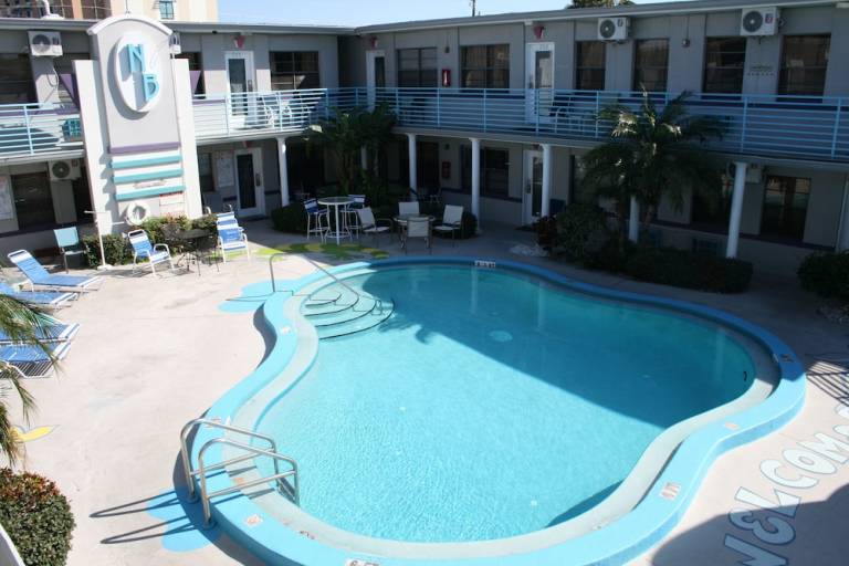 Motel  Clearwater