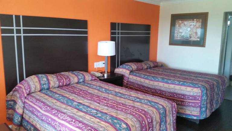 Motel East Oak Hill