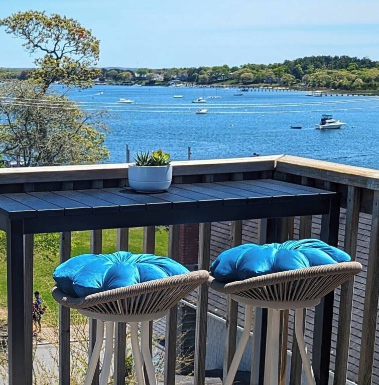 Apartment  Buzzards Bay