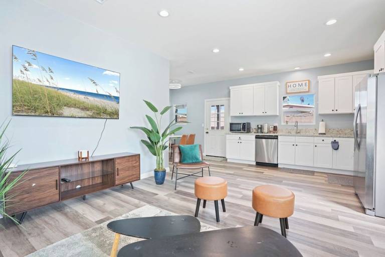 House Garden Grove