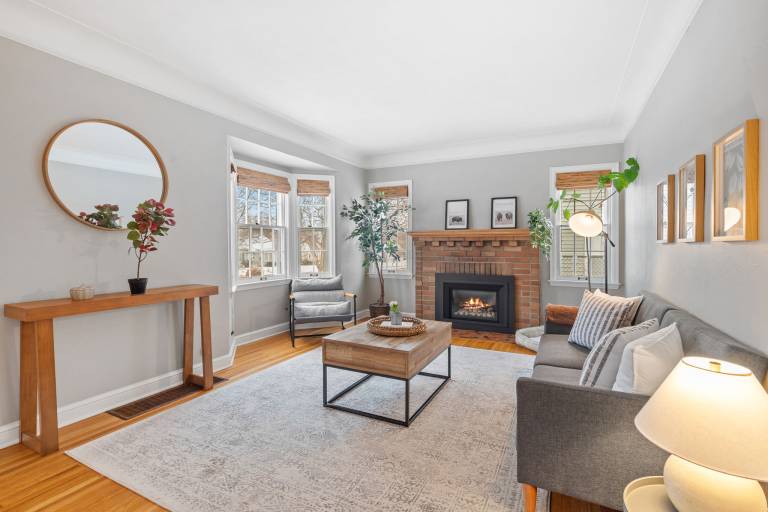 Cape Cod Charmer