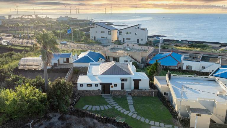 Jeju Staysosoheon dokchae pension