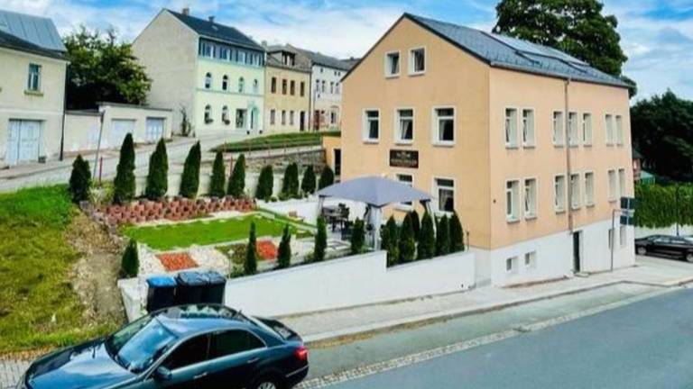 Mehrbettzimmer für 3 Personen in Stadt Adorf