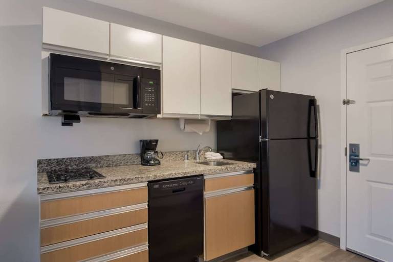 MainStay Suites Omaha Old Mill