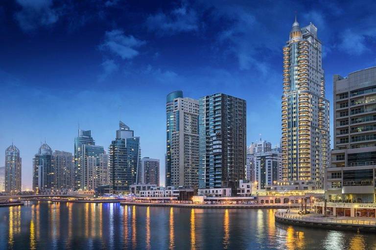 Serviced apartment Dubai Marina