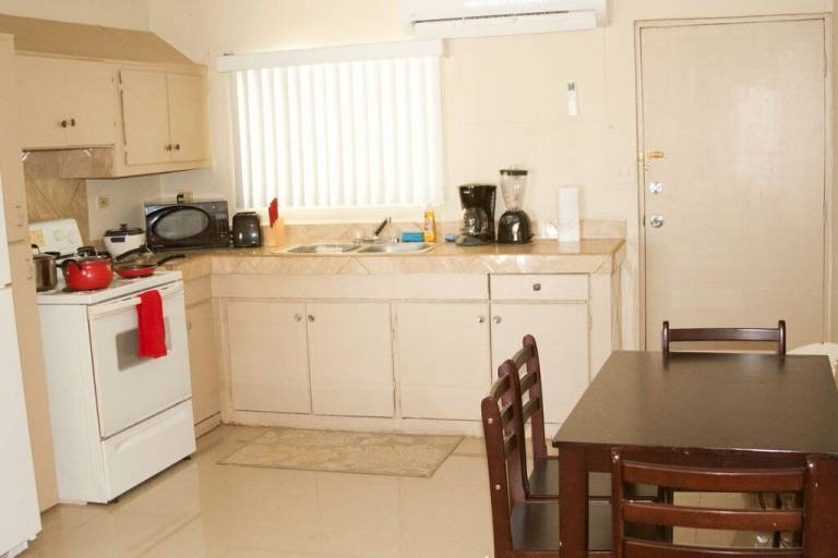 Apartment Sinajana