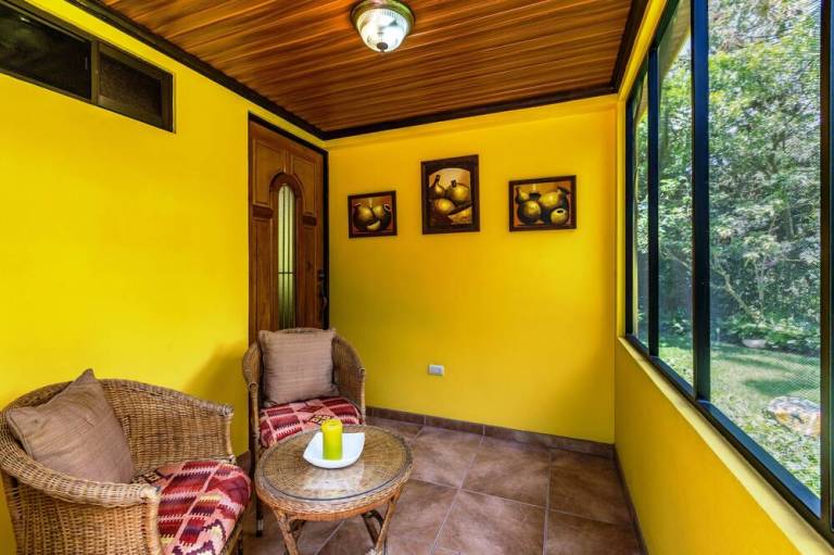 La Terraza Guest House B&B