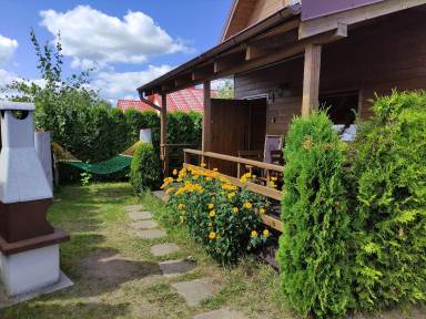 Modernes Ferienhaus in Biebrowo mit Grill, Terrasse und Garten