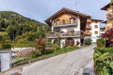 Pergine Valsugana, il fascino del Trentino in un appartamento vacanze - HomeToGo