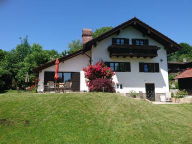 Ferienwohnungen & Unterkünfte in Breitbrunn am Chiemsee - HomeToGo