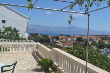 Charmante Ferienwohnung in Sutivan mit Eigener Terrasse