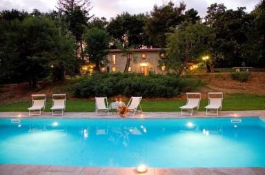 Wunderschönes Ferienhaus in Poppi mit Privatem Pool