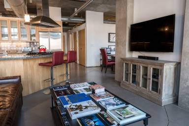 Riverfront Loft in Heart of Denver’s Best Neighborhood - Executive Rental