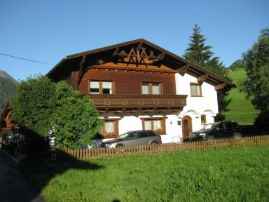 Unterkünfte und Ferienwohnungen in Pettneu am Arlberg - HomeToGo
