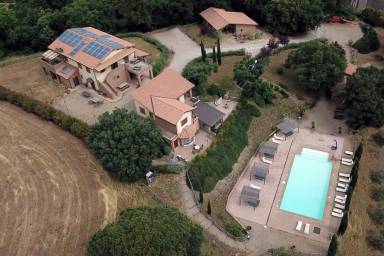 Casa a Montefiascone con sauna, piscina e idromassaggio