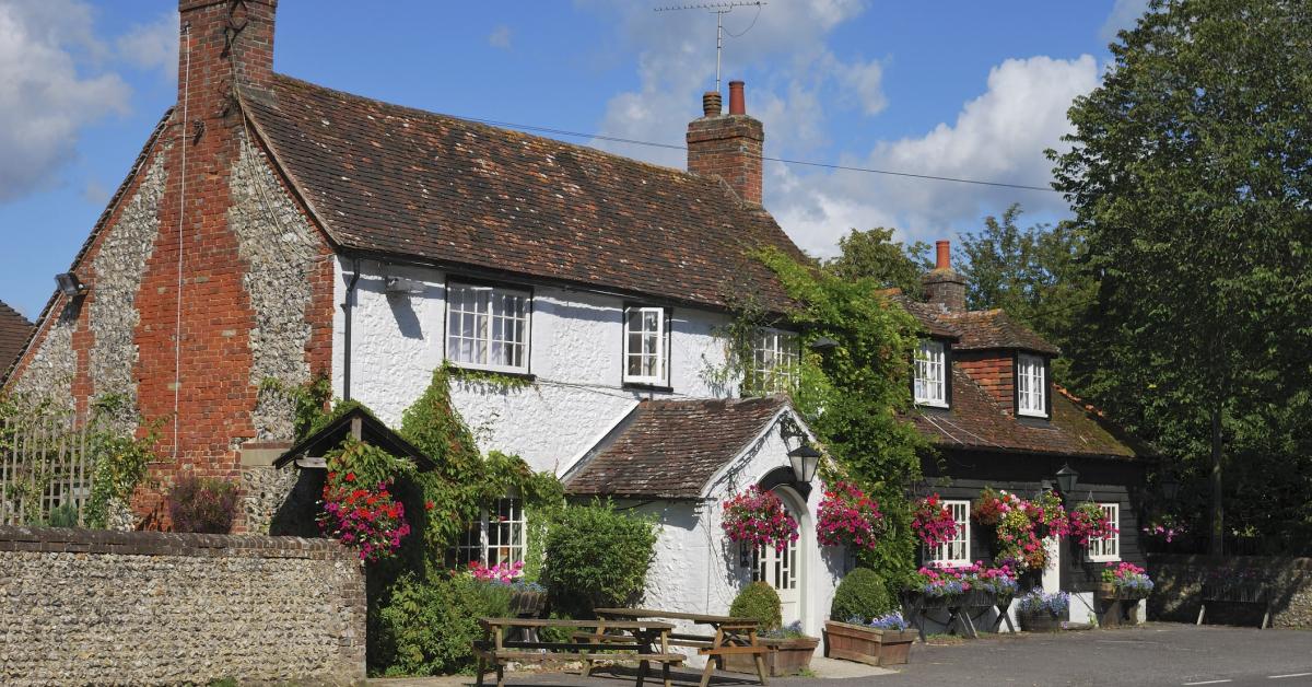 Find Holiday Cottages Lettings In West Sussex From 32